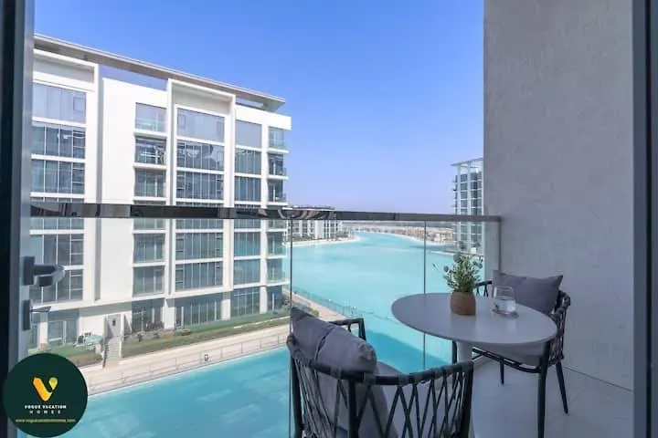 Vogue Lagoon District One Residence Dubai 0*,