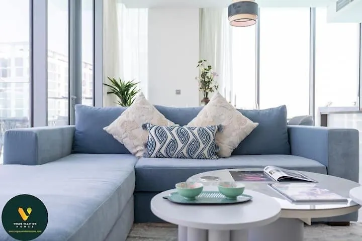 Apartment Vogue Lagoon District One Residence Dubai
